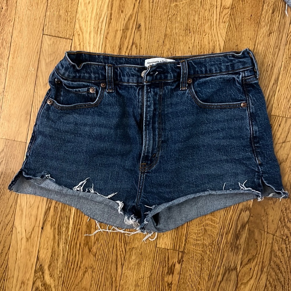 Abercrombie size 6 mom short high rise